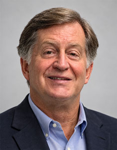 Dr Jonathan Saunders photo